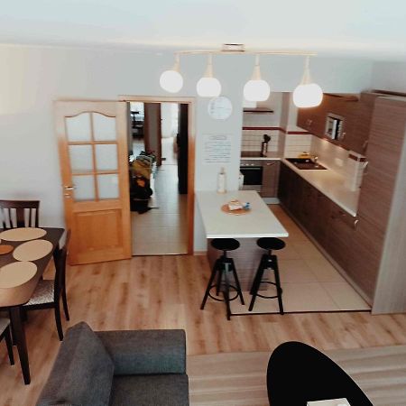 Cozy 2 Bedroom Apartment - Metro Montgomery 布鲁塞尔 外观 照片